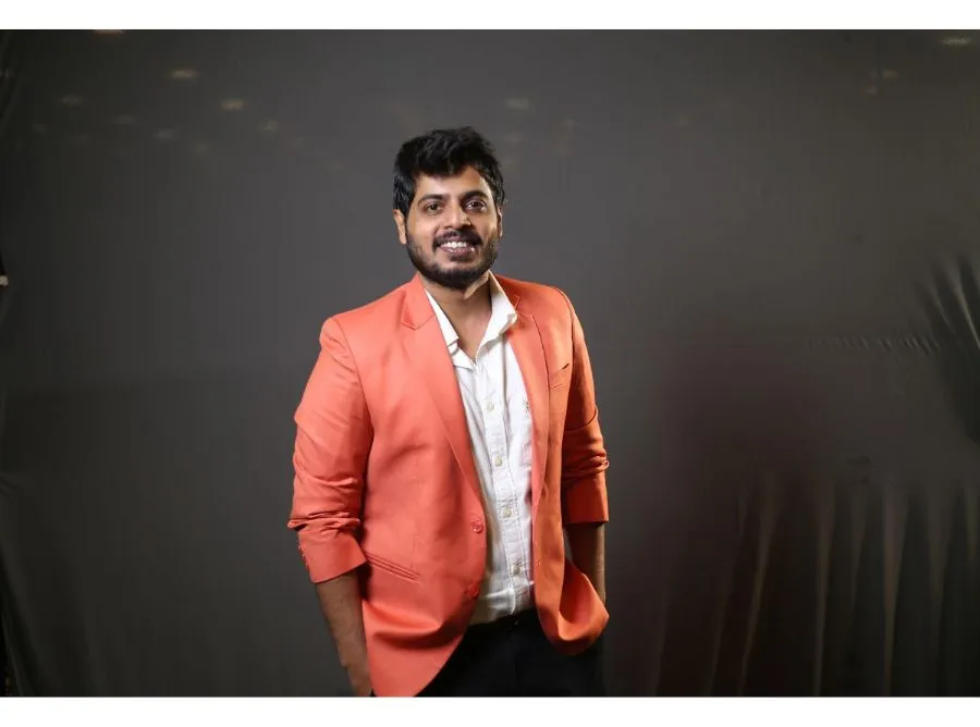 travel entrepreneurship, experiential travel, personalized travel services, Indian startup success, travel business growth